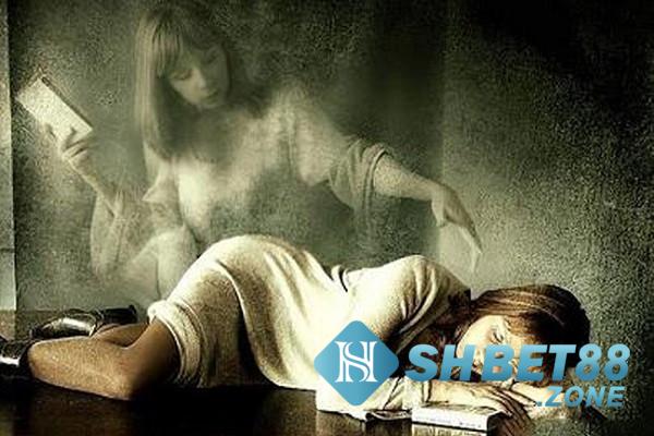 Nằm mơ thấy hồn người chết đánh con gì phát tài? 6 Mơ thấy người chết hiện hồn về khi cúng bái