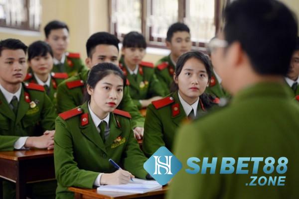 Nằm mơ thấy công an là điềm báo gì? Đánh số mấy? 8 Nằm mơ thấy công an đánh số mấy?